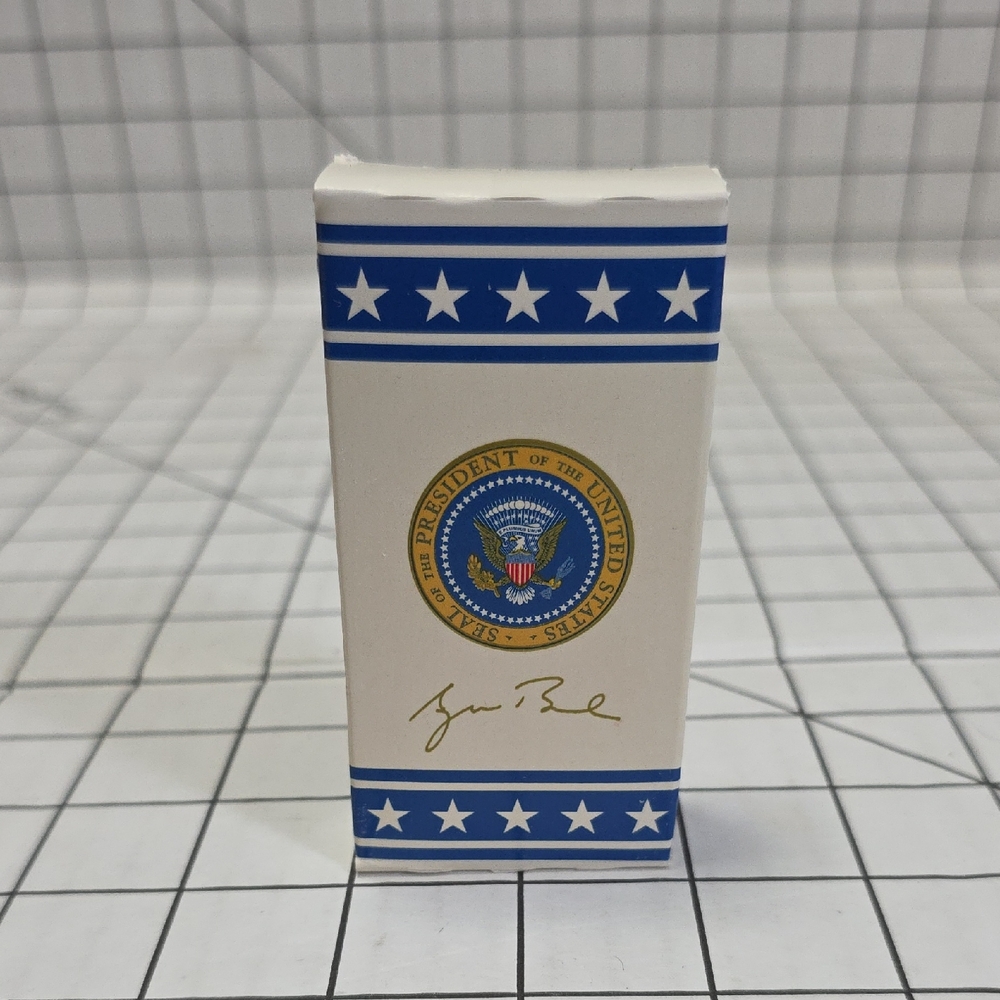 M&M'S Presidential / Unopened Box of Plain‎ M&M's/ George Bush